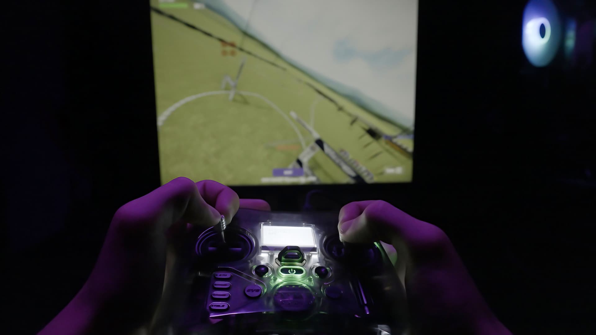Hyper racing online with remote controller